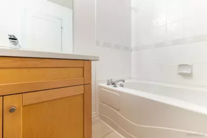 Walk-In Closet Photo of 408 5723 Collingwood Street, Vancouver, BC