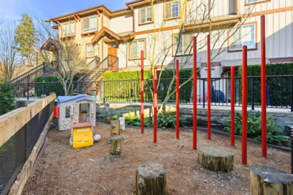 Outdoor Patio Photo of 54 433 Seymour River Place, North Vancouver, BC