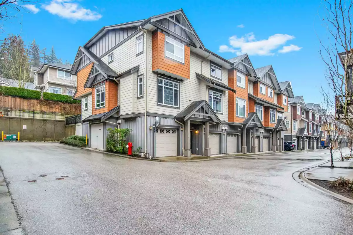 Living Room Photo of 9 2979 156 Street, Surrey, BC
