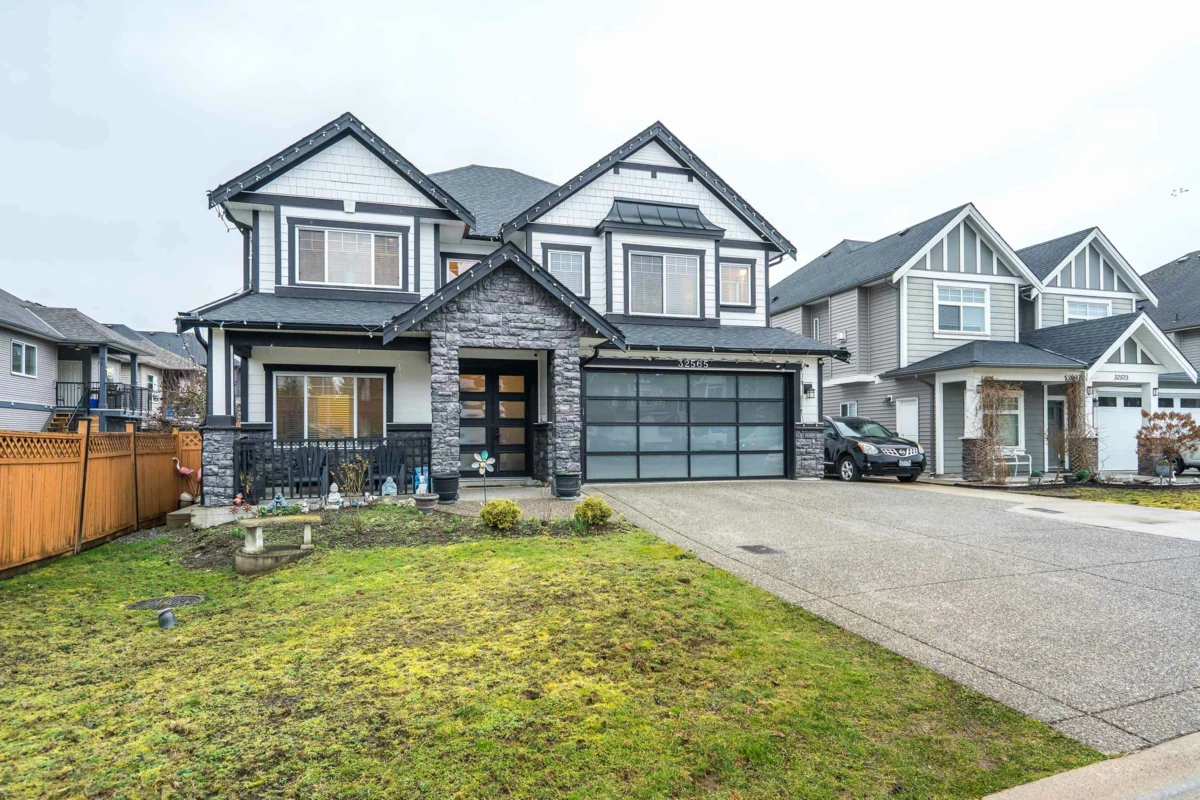 Exterior Rear Photo of 32565 Salsbury Avenue, Mission, BC