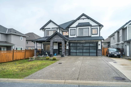 32565 Salsbury Avenue, Mission, BC, Mission — Single Family Residence for sale