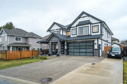 32565 Salsbury Avenue, Mission, BC, Mission — Single Family Residence for sale