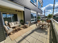 202 22265 Dewdney Trunk Road, Maple Ridge, BC