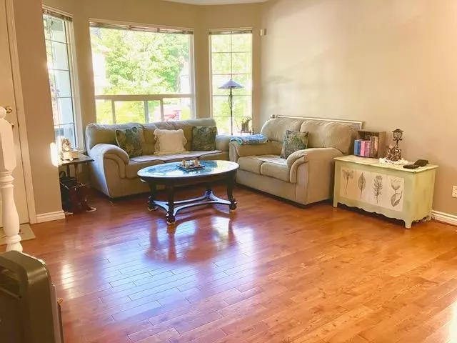 Living Room Photo of 8780 206 Street, Langley, BC