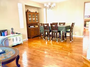 Kitchen Island Photo of 8780 206 Street, Langley, BC