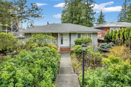 4850 Portland Street, Burnaby, BC, Burnaby — Single Family Residence for sale