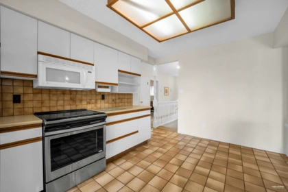 Office / Den Photo of 4850 Portland Street, Burnaby, BC