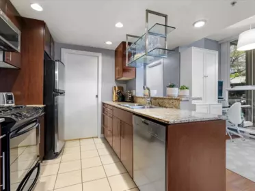 101 550 Pacific Street, Vancouver, BC, Vancouver — Apartment/Condo for sale