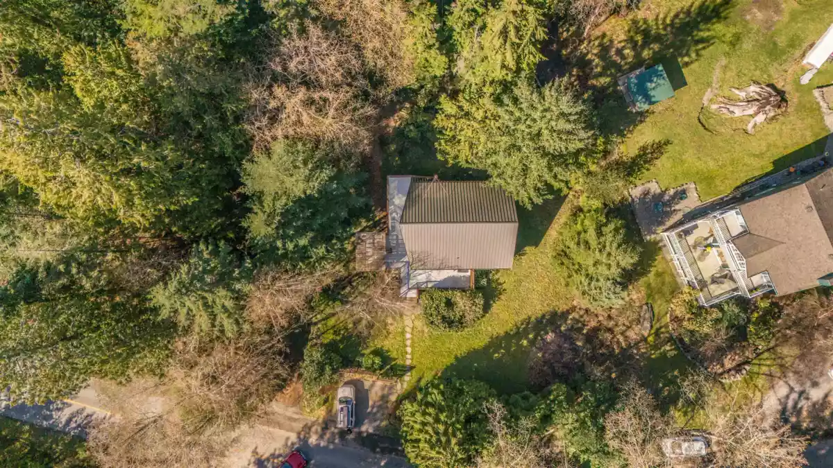 Family Room Photo of 1470 Tunstall Boulevard, Bowen Island, BC