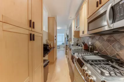 Breakfast Nook Photo of 321 2515 Ontario Street, Vancouver, BC