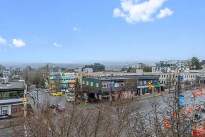 Outdoor Patio Photo of 321 2515 Ontario Street, Vancouver, BC