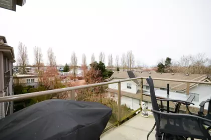 Basement Recreation Room Photo of 424 5500 Andrews Road, Richmond, BC
