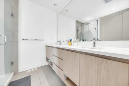 Guest Bathroom Photo of 14 2328 167a Street, Surrey, BC