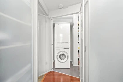 Guest Bathroom Photo of 402 1575 Beach Avenue, Vancouver, BC