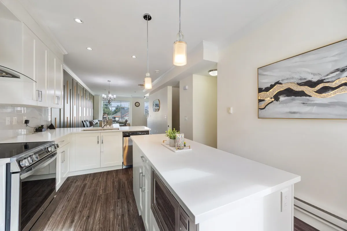 Dining Area Photo of 64 13670 62 Avenue, Surrey, BC