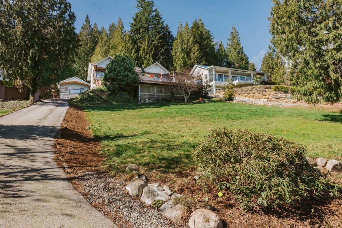 Living Room Photo of 1205 St Andrews Road, Gibsons, BC