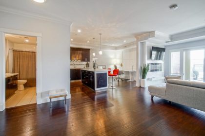 Breakfast Nook Photo of 211 14885 60 Avenue, Surrey, BC