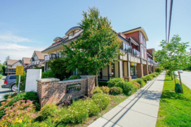 211 14885 60 Avenue, Surrey, BC