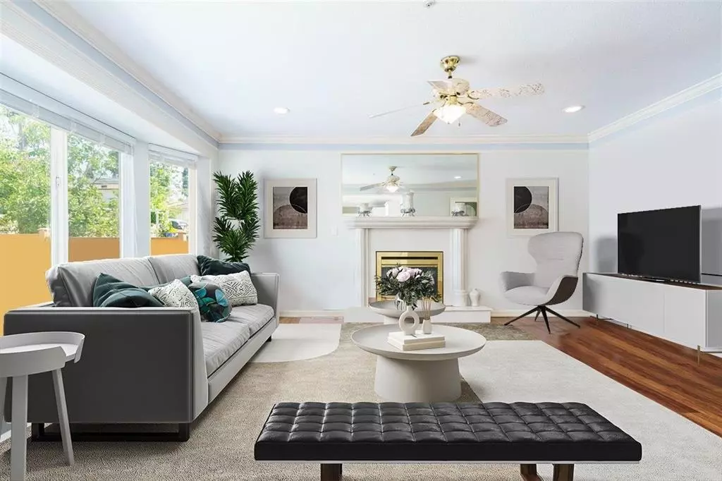 Family Room Photo of 1033 E 39th Avenue, Vancouver, BC