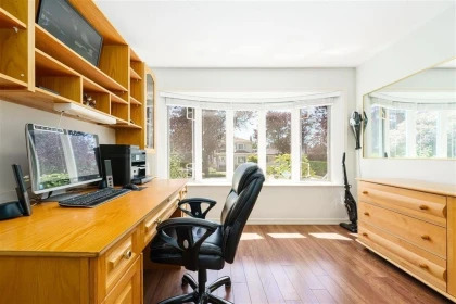 Walk-In Closet Photo of 1033 E 39th Avenue, Vancouver, BC