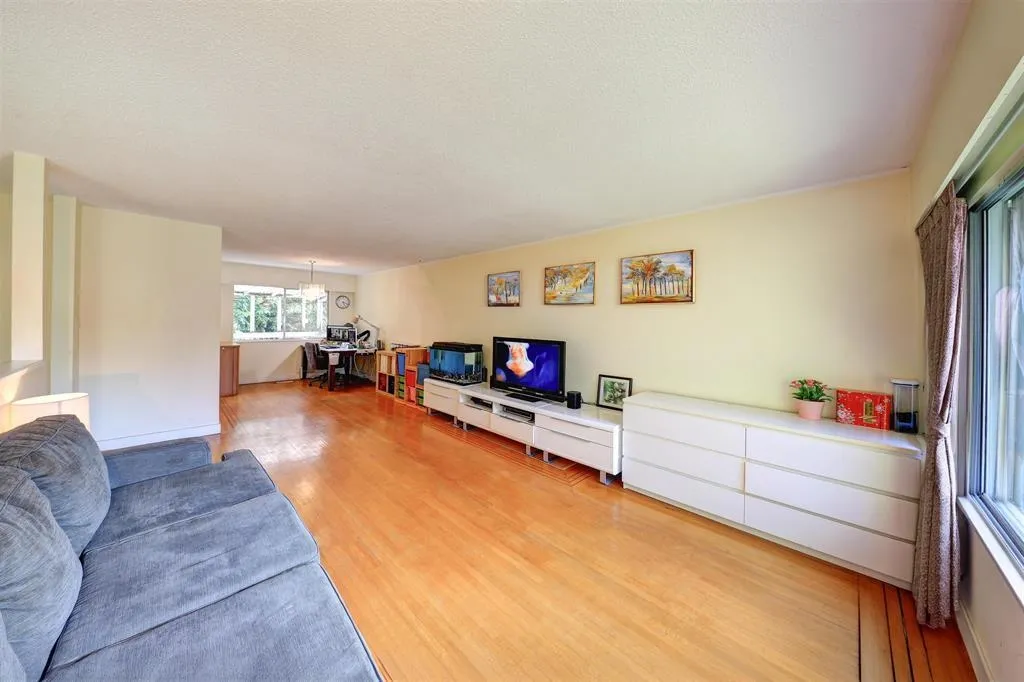 Family Room Photo of 8844 Cook Crescent, Richmond, BC