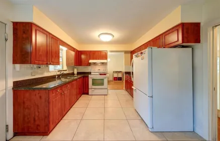 Kitchen Photo of 8844 Cook Crescent, Richmond, BC