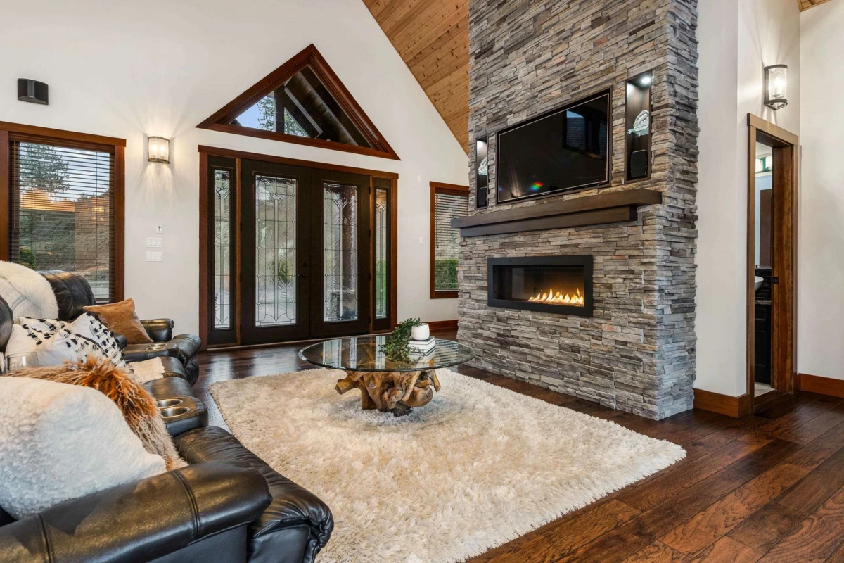 Family Room Photo of 119 45473 Ariel Place, Cultus Lake, BC