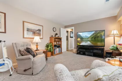 Mudroom Photo of 46052 Higginson Road, Chilliwack, BC