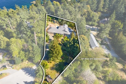 Community Amenities Photo (Clubhouse) of 252 Jason Road, Bowen Island, BC