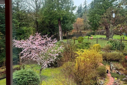 Garden / Landscaping Photo of 252 Jason Road, Bowen Island, BC