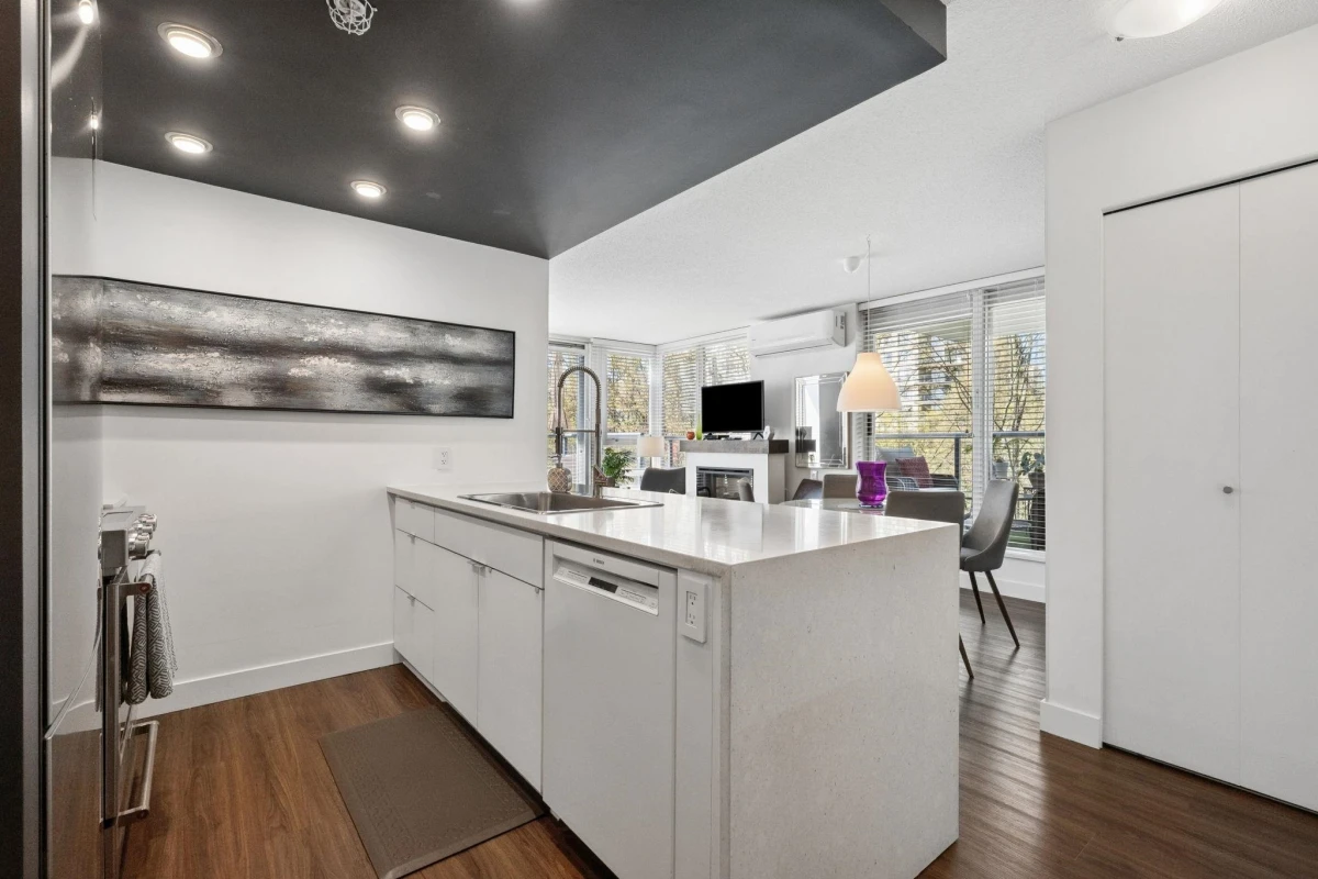 Family Room Photo of 310 939 Expo Boulevard, Vancouver, BC