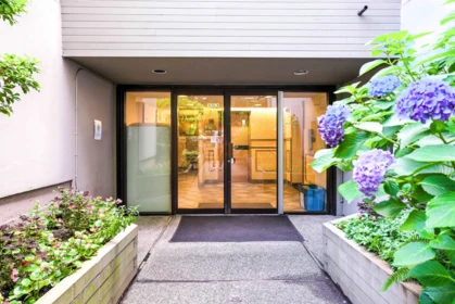 Swimming Pool Photo of 212 1955 Woodway Place, Burnaby, BC