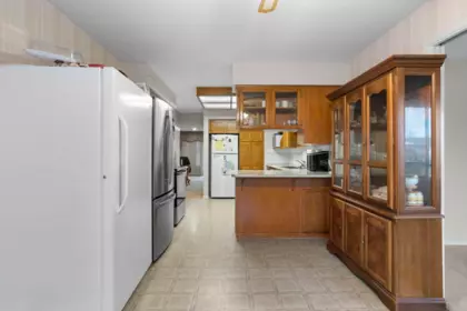 Walk-In Closet Photo of 244 32691 Garibaldi Drive, Abbotsford, BC