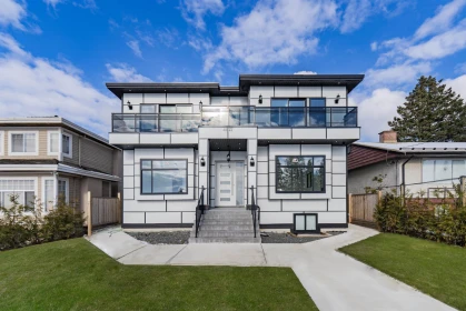 4527 Clinton Street, Burnaby, BC, Burnaby — Single Family Residence for sale