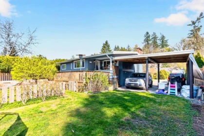 Outdoor Kitchen Photo of 11537 Wood Street, Maple Ridge, BC