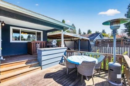 Swimming Pool Photo of 11537 Wood Street, Maple Ridge, BC