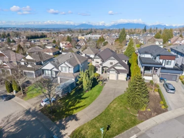 18265 Claytonhill Drive, Surrey, BC, Surrey — Single Family Residence for sale