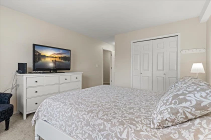 Basement Recreation Room Photo of 111 45702 Watson Road, Chilliwack, BC
