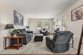 111 45702 Watson Road, Chilliwack, BC