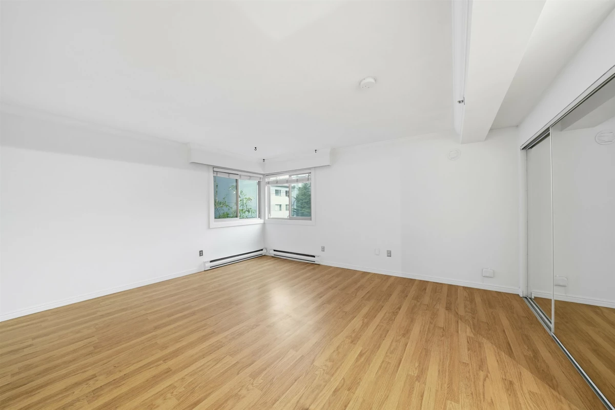 Living Room Photo of 107 1940 Barclay Street, Vancouver, BC