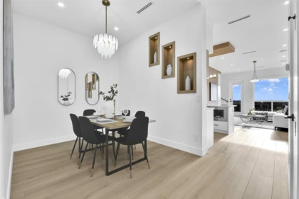 Kitchen Photo of 101 16702 16a Avenue, Surrey, BC