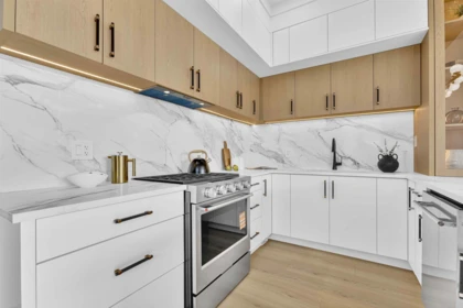 Pantry Photo of 101 16702 16a Avenue, Surrey, BC