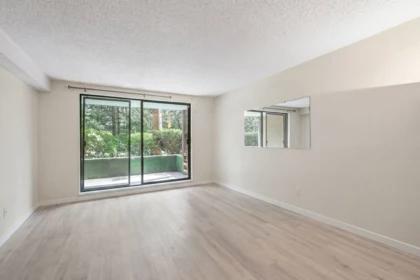 106 10626 151a Street, Surrey, BC, Surrey — Apartment/Condo for sale