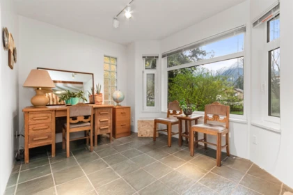 Mudroom Photo of 711 Fraser Avenue, Hope, BC