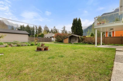 Neighborhood Park Photo Near 711 Fraser Avenue, Hope, BC