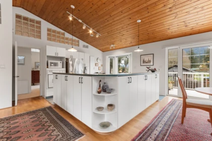 Powder Room Photo of 711 Fraser Avenue, Hope, BC