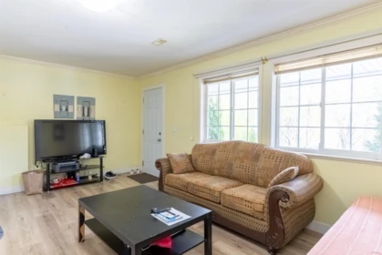Kitchen Photo of 3333 Blue Jay Street, Abbotsford, BC
