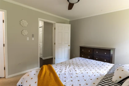 Walk-In Closet Photo of 3333 Blue Jay Street, Abbotsford, BC