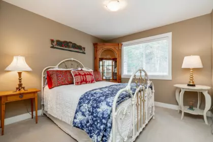 Laundry Room Photo of 1899 Parkway Boulevard, Coquitlam, BC