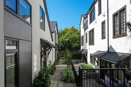 Backyard Photo of 4921 Larch Street, Vancouver, BC